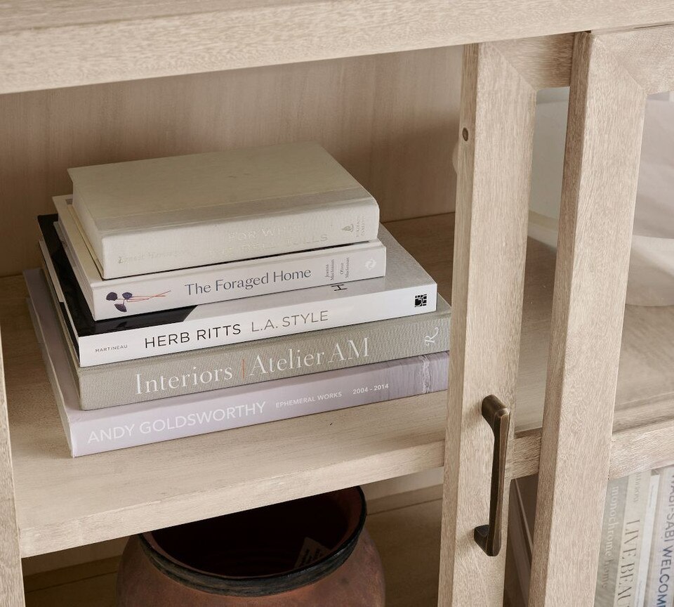 Aptos Media Cabinet (183 cm)