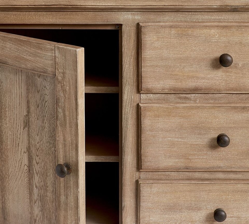 Benchwright Buffet