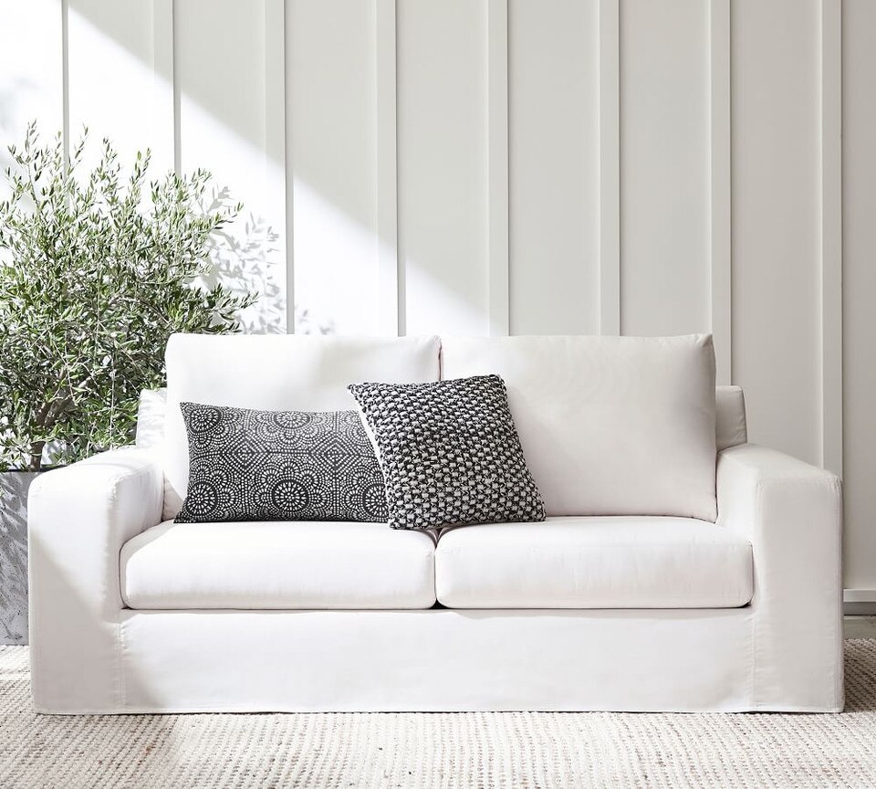 Cadyn Textured Indoor/Outdoor Cushion