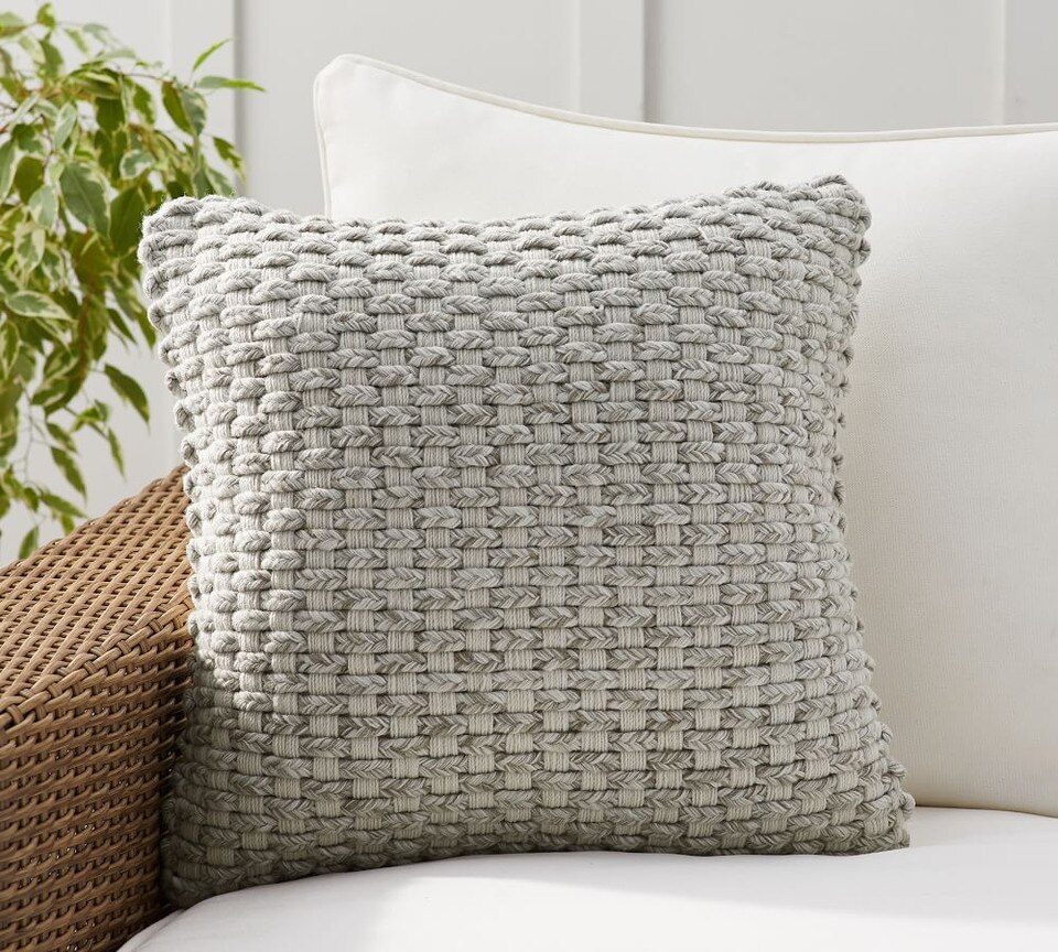 Cadyn Textured Indoor/Outdoor Cushion