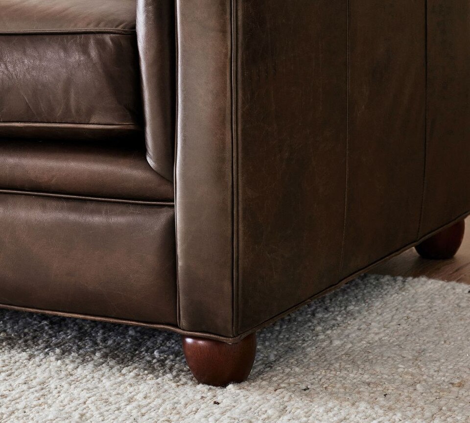 Chesterfield Roll Arm Leather Sofa (183 cm - 244 cm)