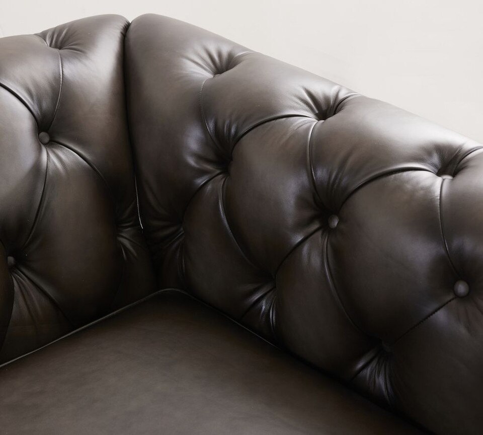 Chesterfield Roll Arm Leather Sofa (183 cm - 244 cm)