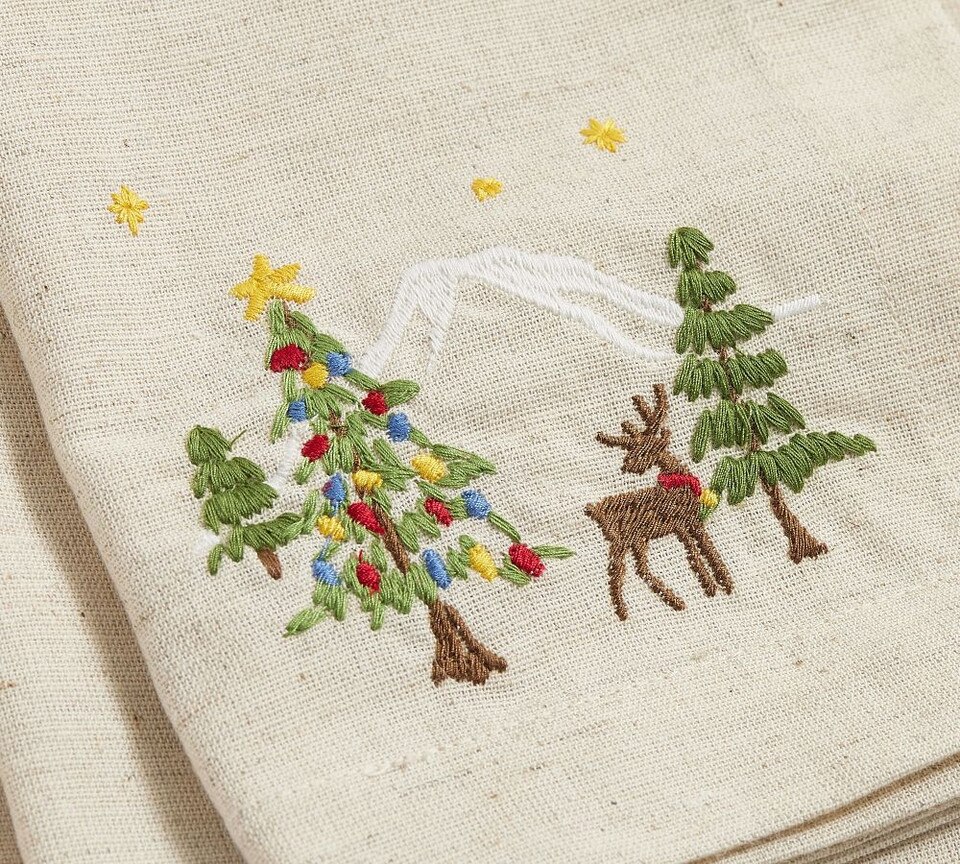 Christmas in the Country Embroidered Cotton/Linen Napkins - Set of 4
