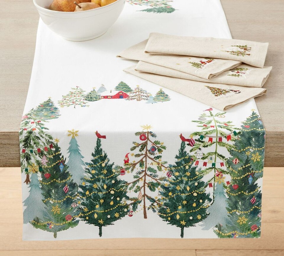Christmas in the Country Embroidered Cotton/Linen Table Runner