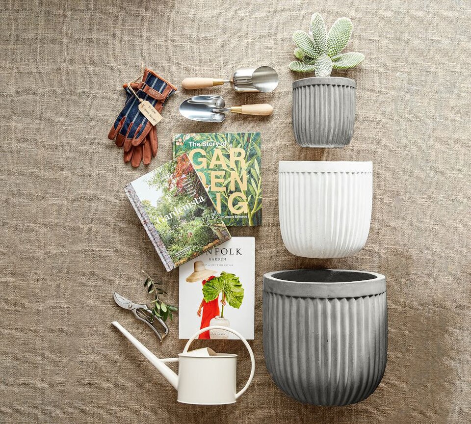 Concrete Fluted Planter - Chalk