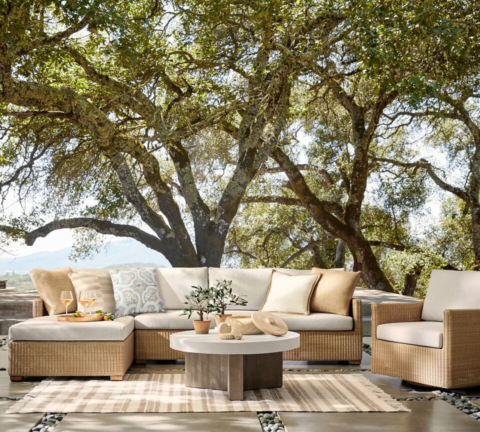 Hampton All-Weather Wicker 3-Piece Loveseat Sectional