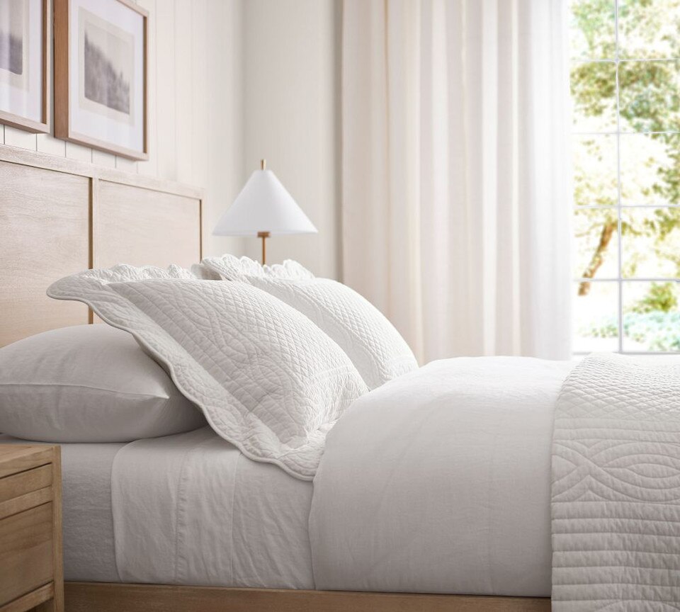 Heirloom Scallop Quilted Pillowcase