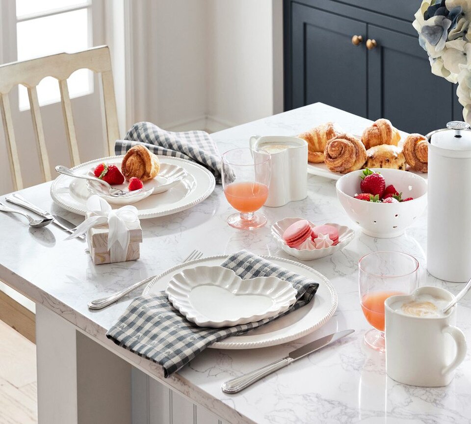 Heirloom Scalloped Heart Appetiser Plates