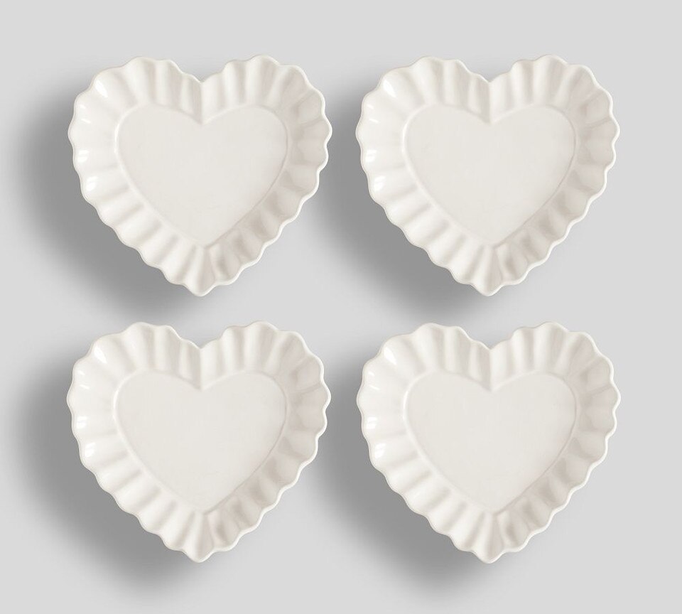 Heirloom Scalloped Heart Appetiser Plates