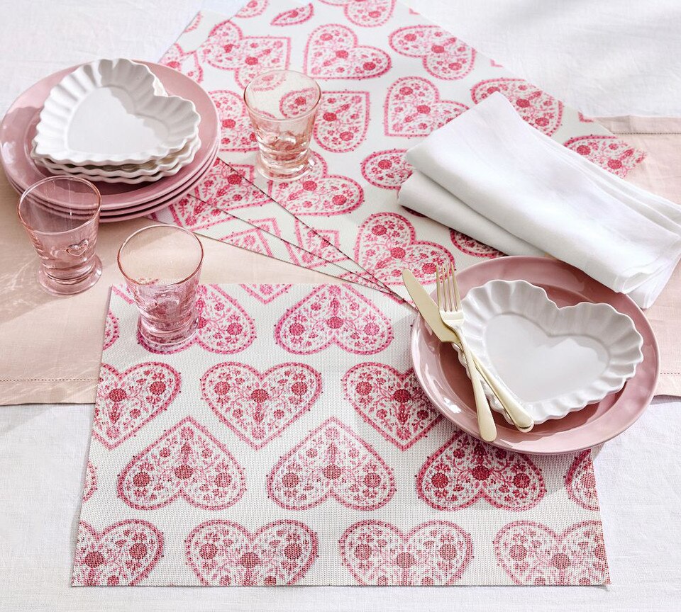 Heirloom Scalloped Heart Appetiser Plates