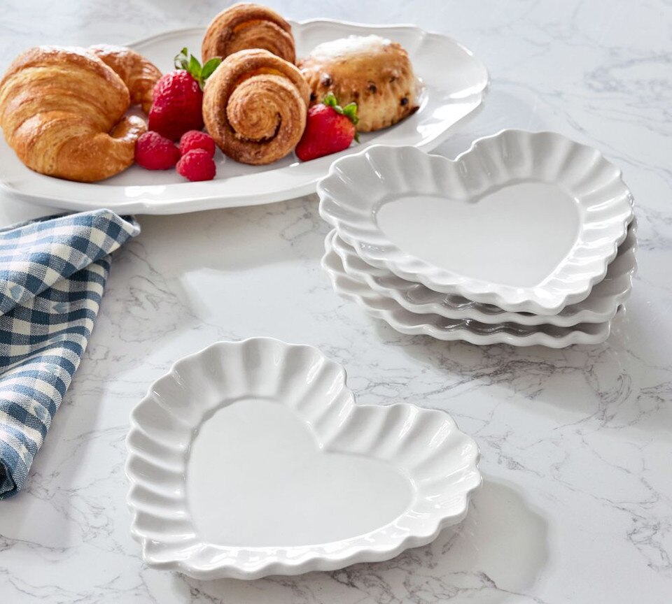 Heirloom Scalloped Heart Appetiser Plates