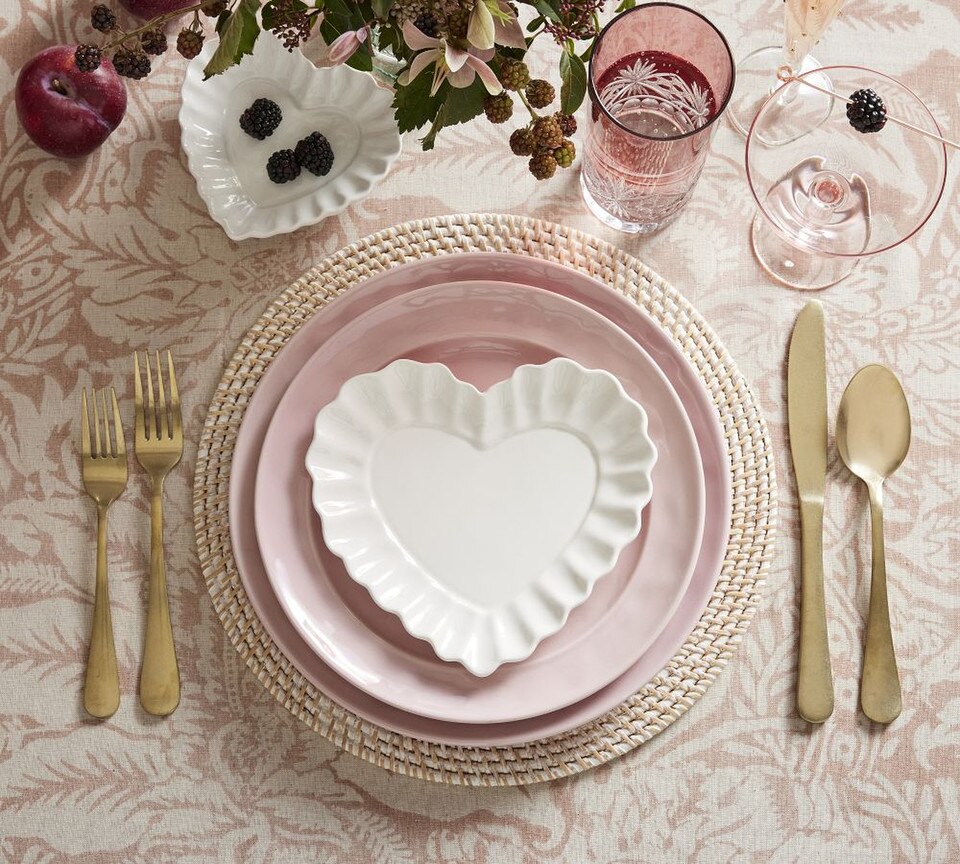 Heirloom Scalloped Heart Appetiser Plates