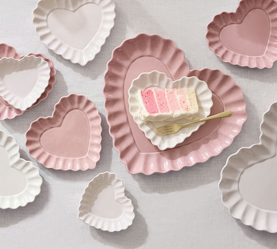 Heirloom Scalloped Heart Appetiser Plates