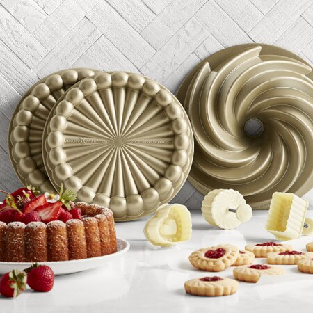 Williams Sonoma Nordic Ware Heritage Bundt® Pan Pottery Barn