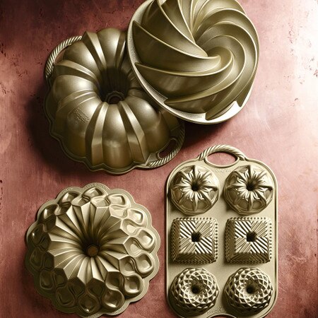 Williams Sonoma Nordic Ware Heritage Bundt® Pan Pottery Barn