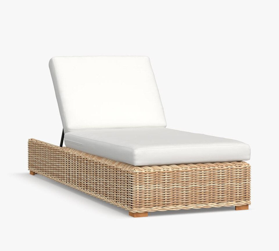 Huntington Wicker Outdoor Chaise Lounge