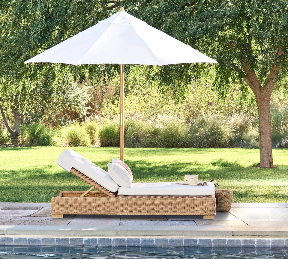 Huntington Wicker Outdoor Chaise Lounge