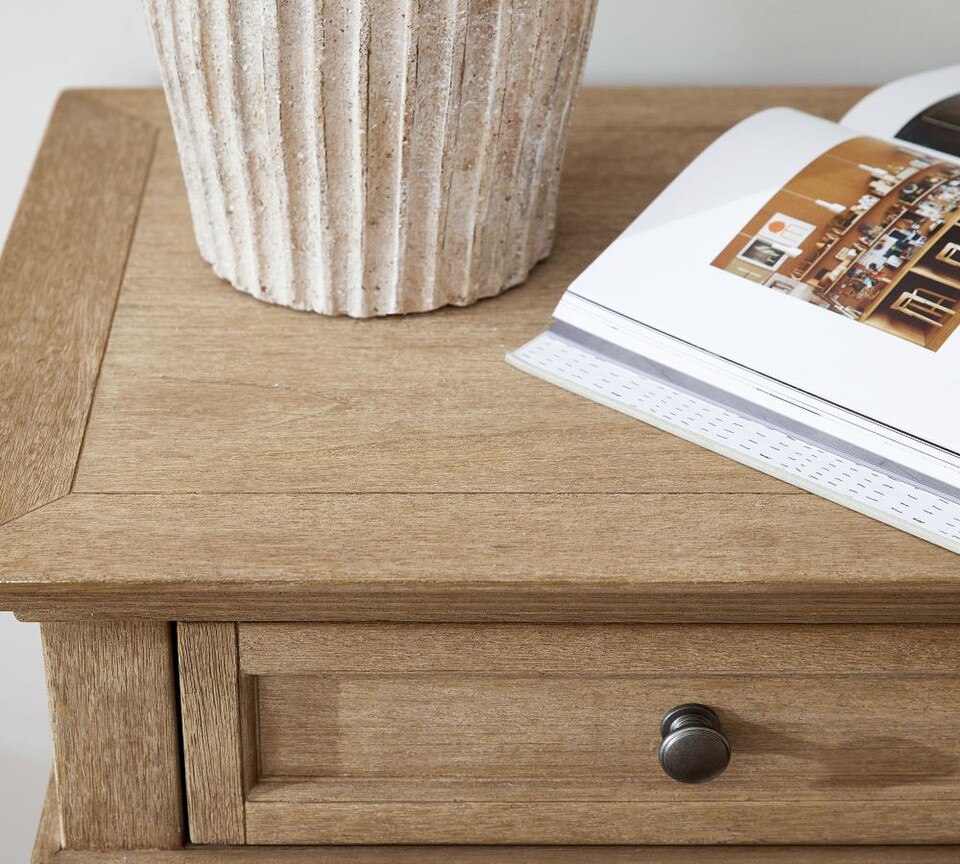Livingston 9-Drawer Dresser (152 cm)