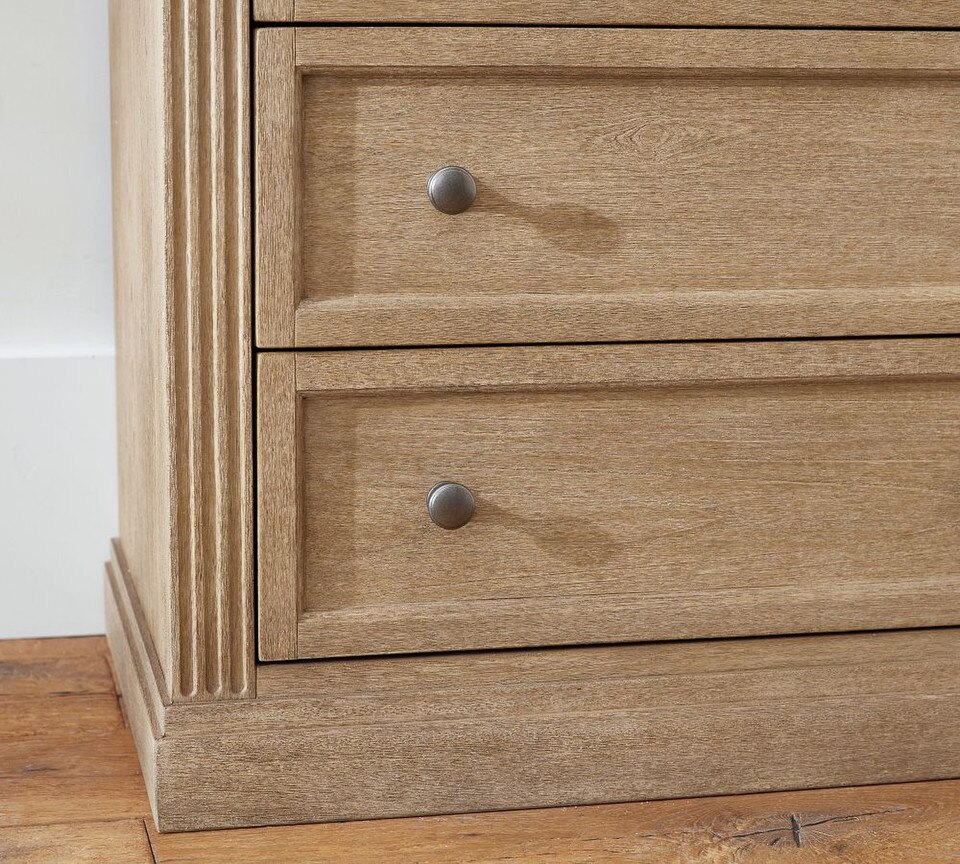Livingston 9-Drawer Dresser (152 cm)
