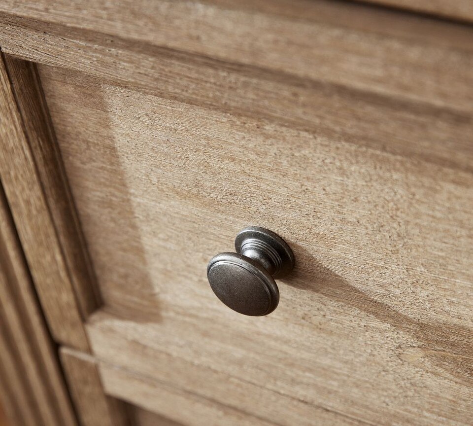 Livingston 9-Drawer Dresser (152 cm)