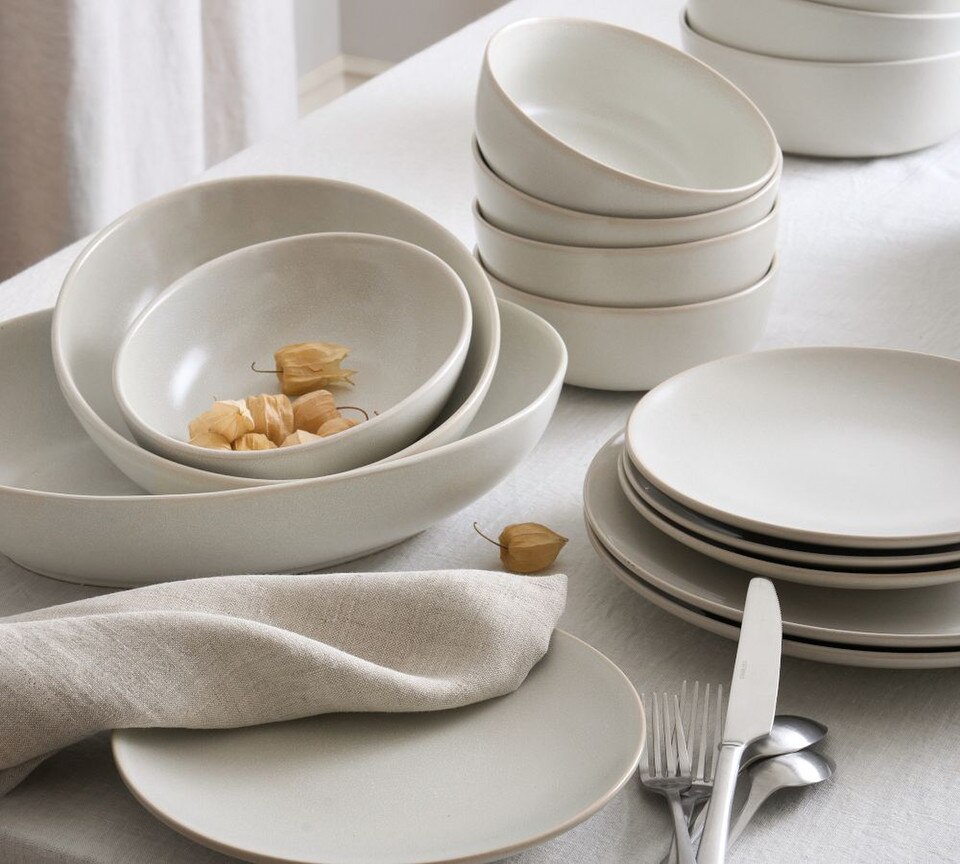 Mason Stoneware Dinner Plates