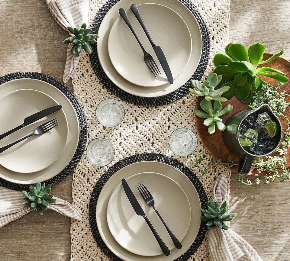 Mason Stoneware Dinner Plates