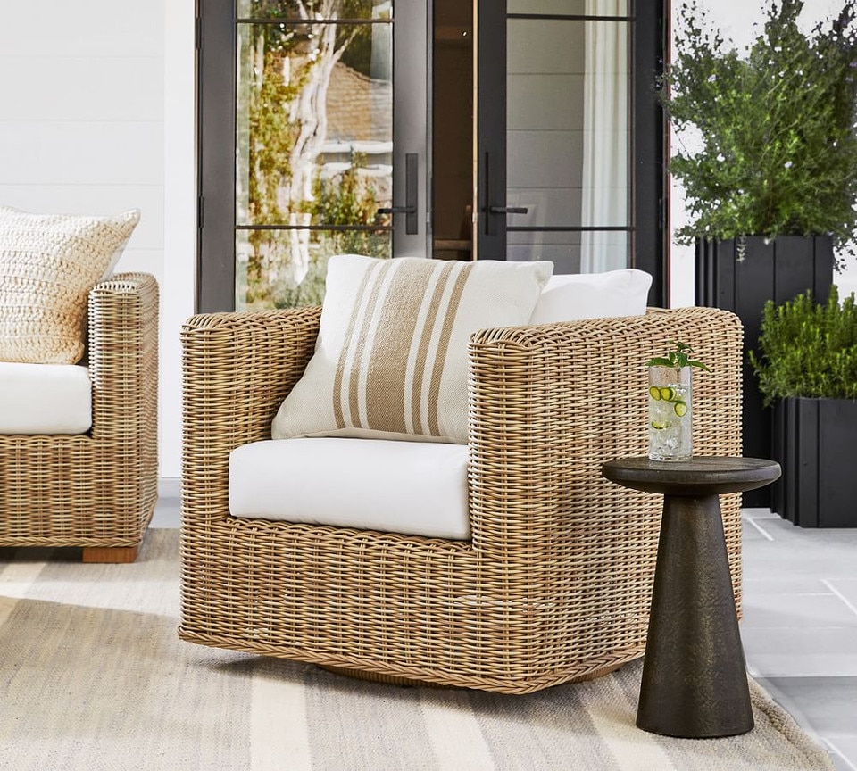 Modern Farmhouse Striped Indoor/Outdoor Cushion