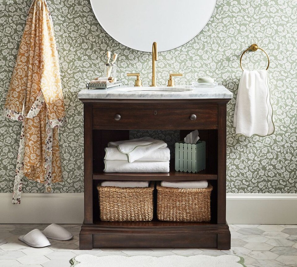 Classic Handcrafted Glass Bathroom Accessories