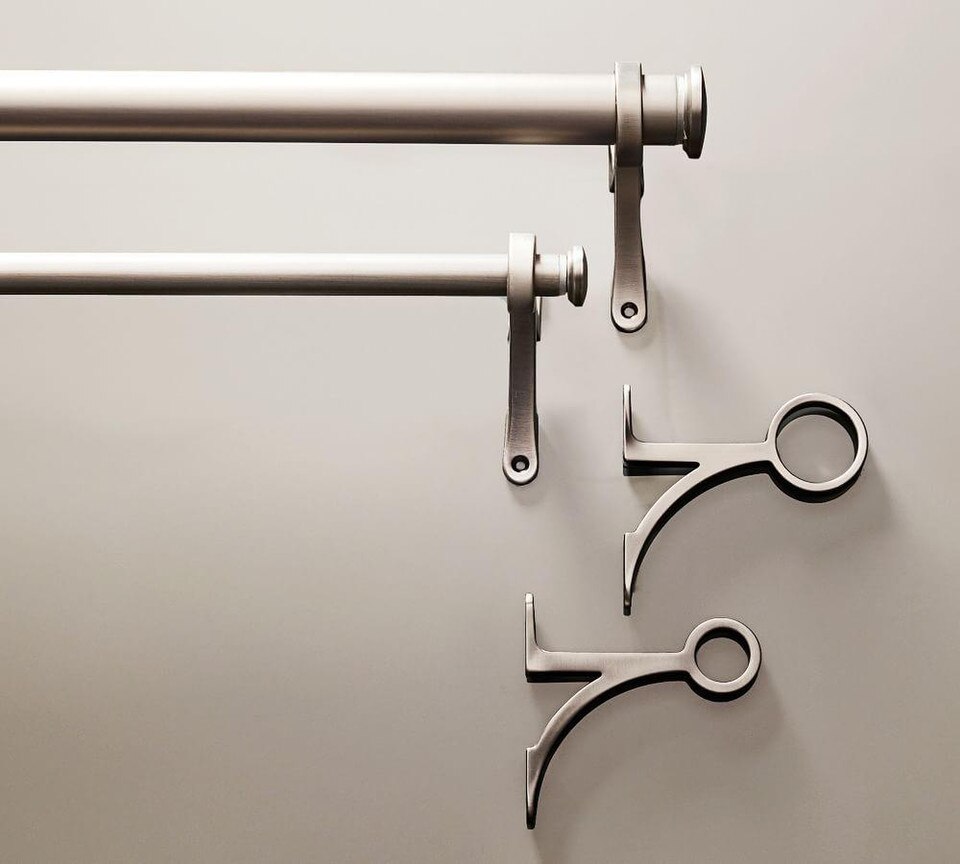 Pewter Curtain Rod & Wall Bracket