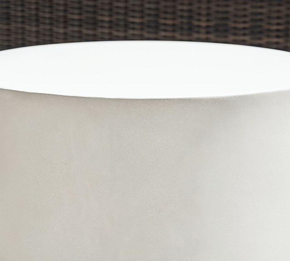 Pomona Concrete Round Outdoor Side Table (46 cm)