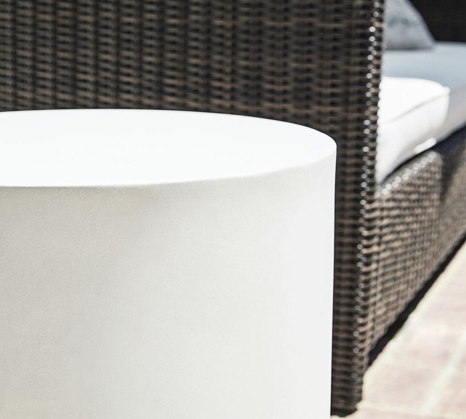 Pomona Concrete Round Outdoor Side Table (46 cm)