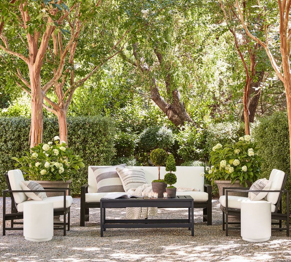 Pomona Concrete Round Outdoor Side Table (46 cm)