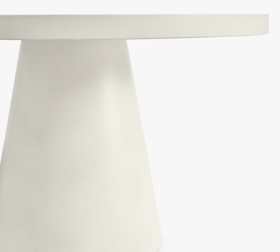 Pomona Concrete Round Outdoor Dining Table