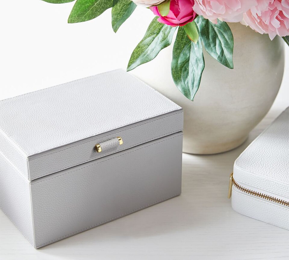 Quinn Leather Jewellery Storage Collection - Foil Debossed
