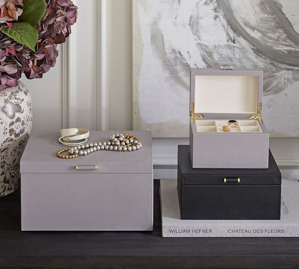 Quinn Medium Leather Jewellery Box