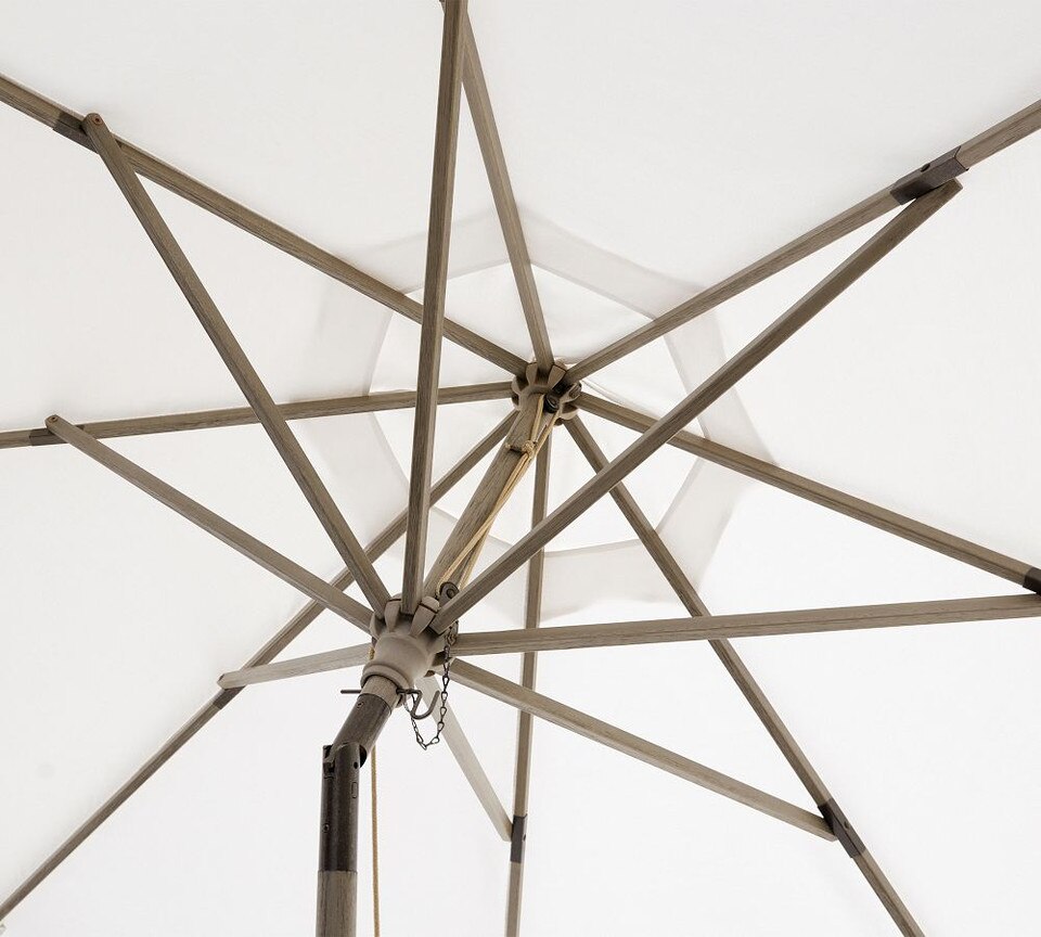 2.7 m Round Outdoor Patio Umbrella