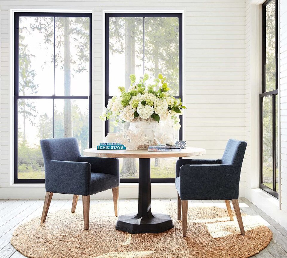 Round Braided Jute Rug