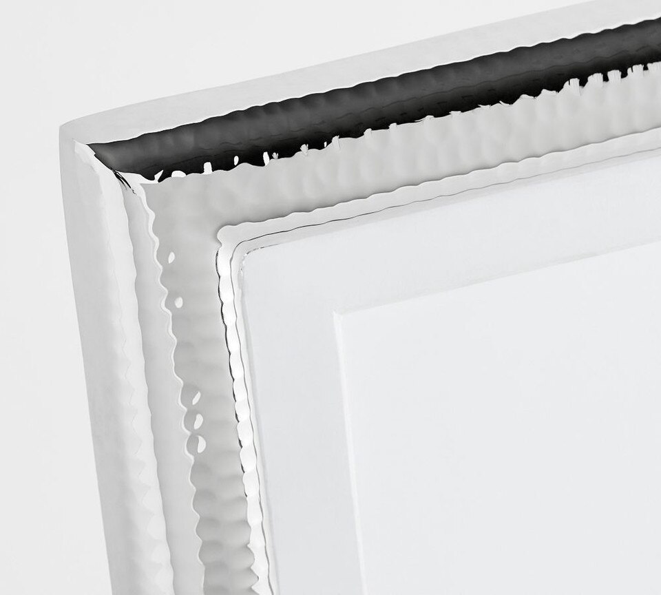 Rounded Hammered Frame