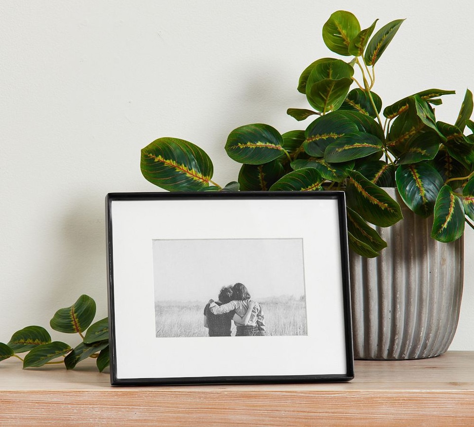 Stowe Modern Metal Frames