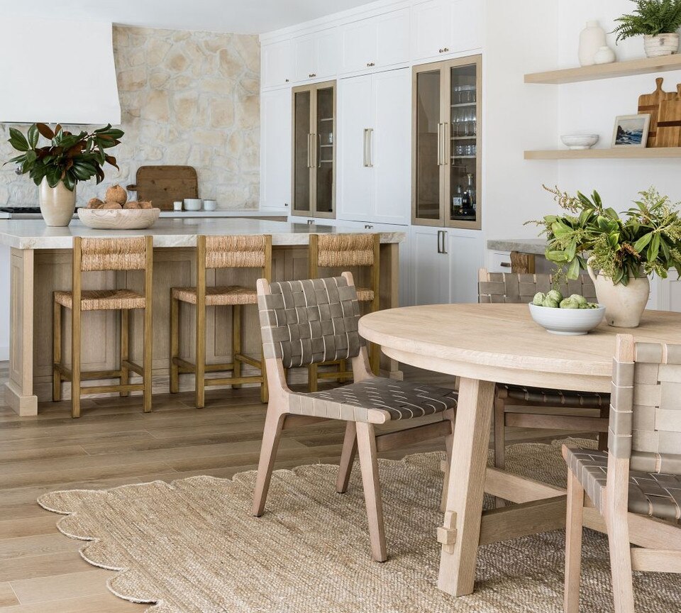 Toscana Round Extending Dining Table