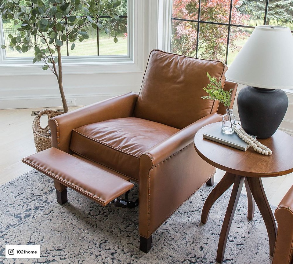Tyler Roll Arm Leather Recliner