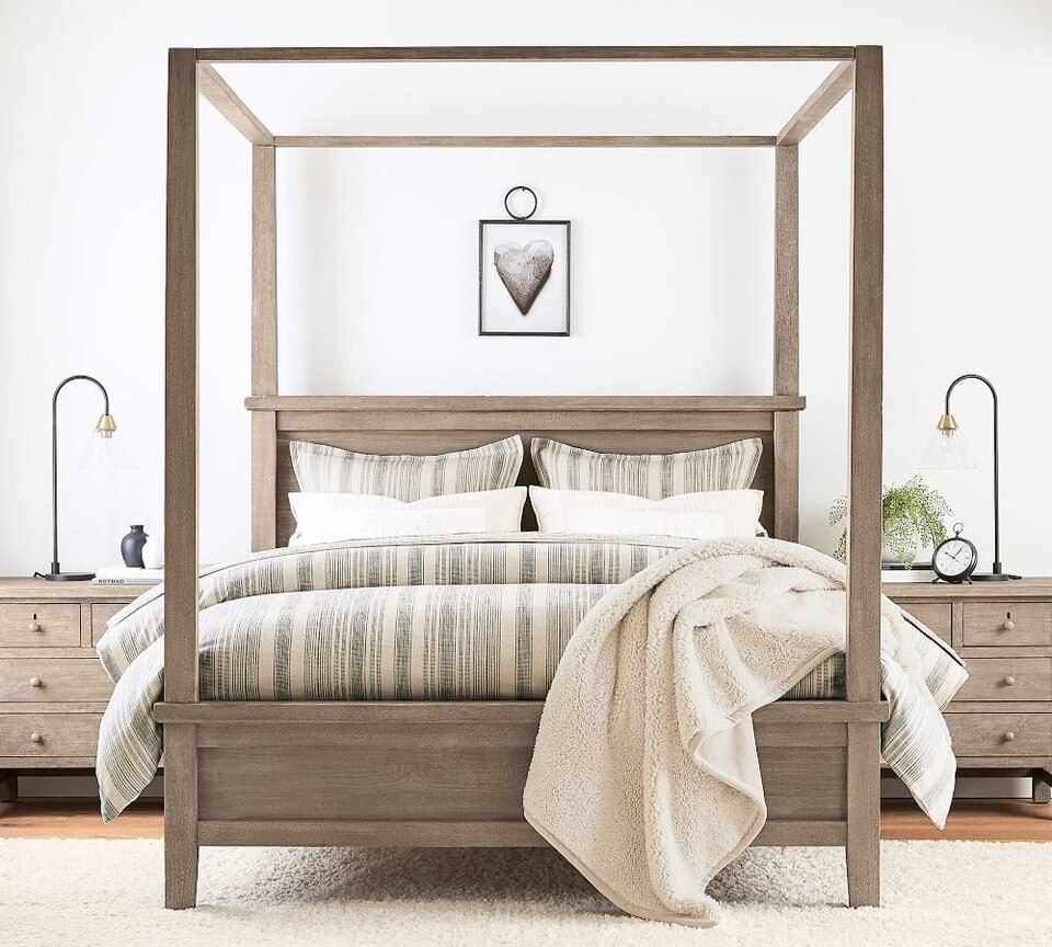 Farmhouse Canopy Bed
