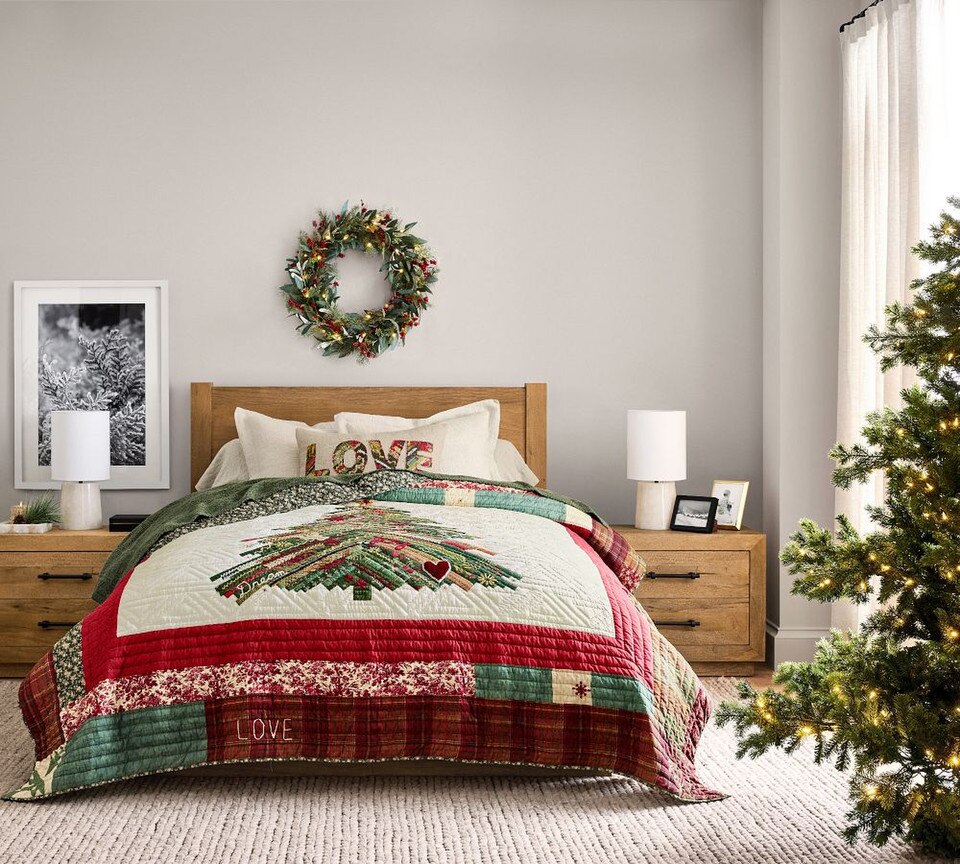 Festive Dreams Handcrafted Reversible Coverlet