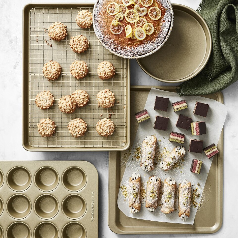 Williams Sonoma Goldtouch® Pro 6-Piece Essential Set
