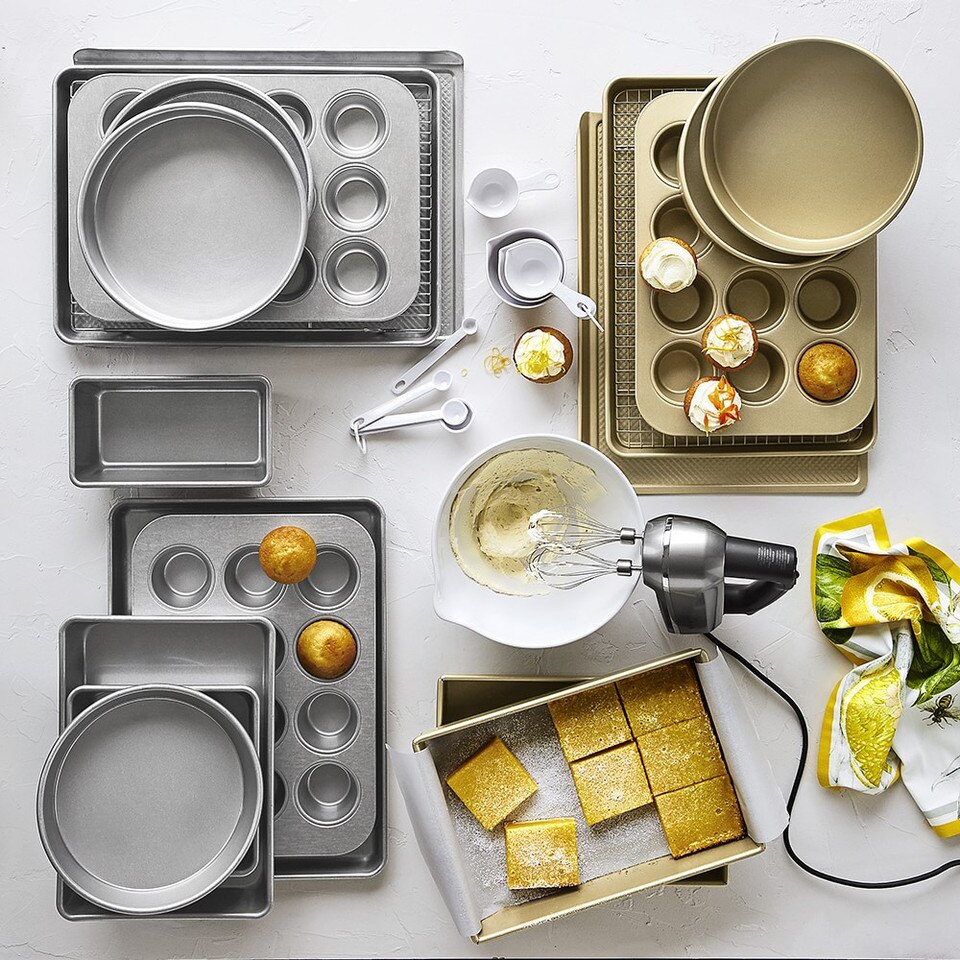 Williams Sonoma Goldtouch® Pro 6-Piece Essential Set